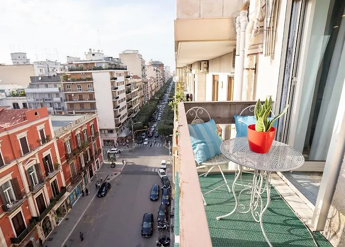 Cavour Bari Centro _ Brand City Life _